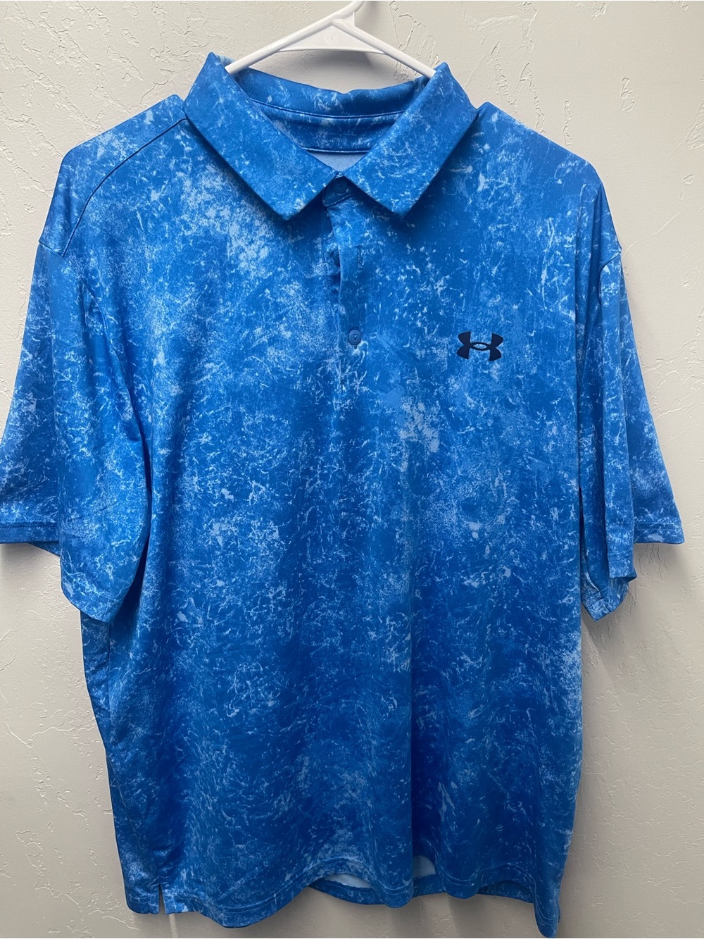 Under Armour Men’s Blue Marble-Print Polo
